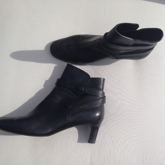Salvatore Ferragamo Shoes - Ferragamo Black Ankle Boots